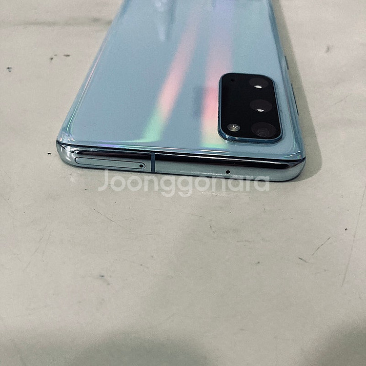 갤럭시 S20 블루 128기가 S급 매우깨끗! 14만원 판매합니다--3